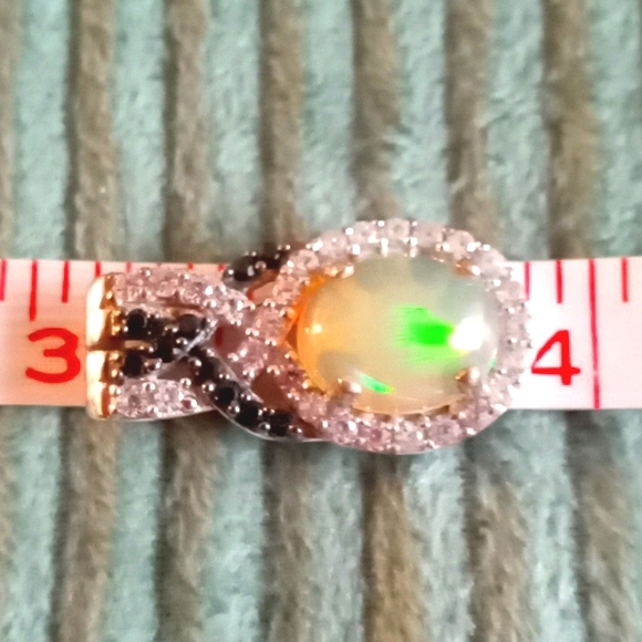ETHIOPIAN WELO OPAL, MULTI GEMSTONE PENDANT - Picture 6 of 7